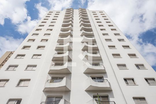 Fachada de apartamento à venda com 3 quartos, 105m² em Cerqueira César, São Paulo