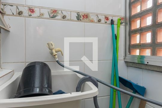 Área de Serviço de apartamento à venda com 1 quarto, 45m² em Azenha, Porto Alegre