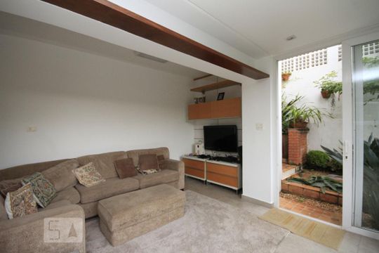 Sala Andar Inferior de casa à venda com 3 quartos, 260m² em Pacaembu, São Paulo