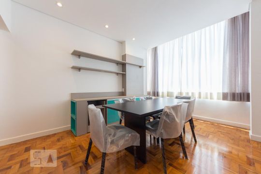 Sala de jantar de apartamento para alugar com 2 quartos, 91m² em Paraíso, São Paulo