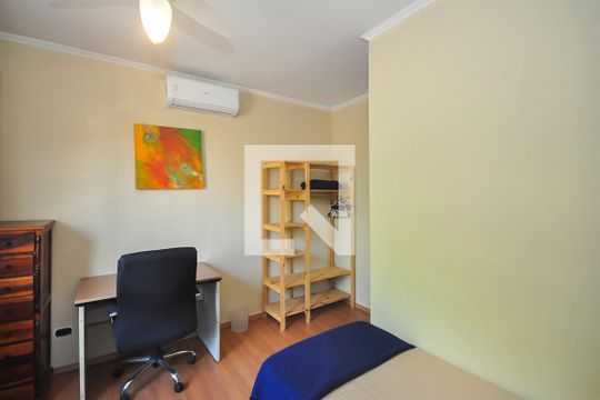 Quarto 2 da Casa 1 de casa à venda com 6 quartos, 280m² em Vila Morse, São Paulo
