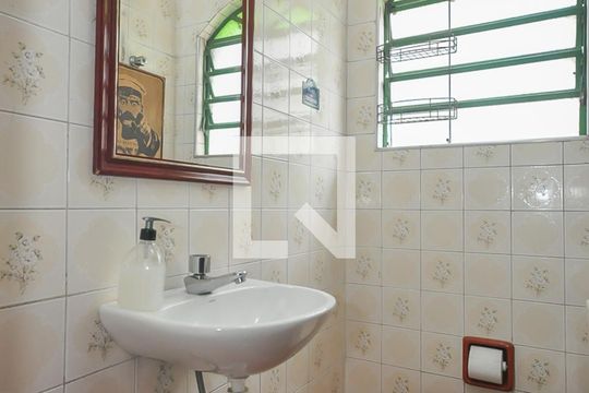 Lavabo da Casa 1 de casa para alugar com 6 quartos, 280m² em Vila Morse, São Paulo