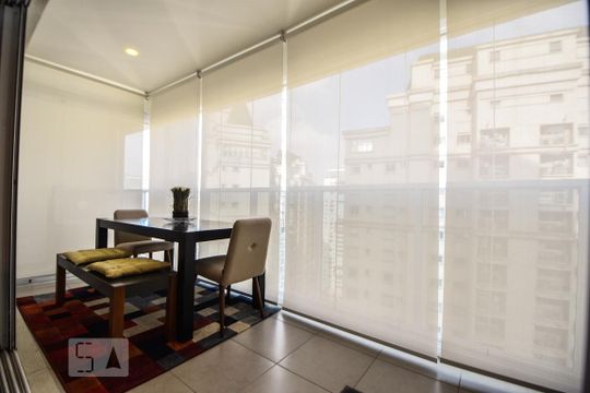 Varanda de kitnet/studio para alugar com 1 quarto, 55m² em Vila Gertrudes, São Paulo