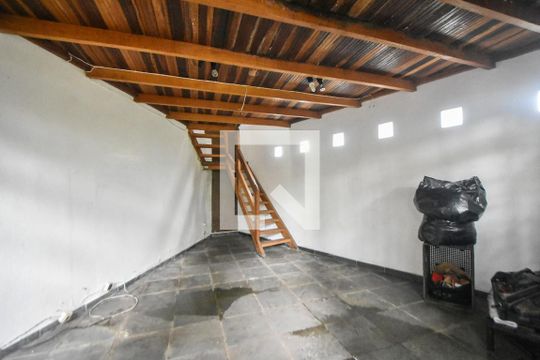 Edícula de Serviços  de casa à venda com 3 quartos, 400m² em Brooklin Paulista, São Paulo