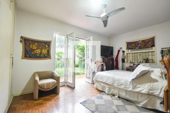 Suíte 01 de casa à venda com 3 quartos, 400m² em Brooklin Paulista, São Paulo
