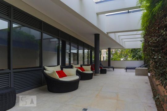 Solario de kitnet/studio para alugar com 1 quarto, 31m² em Sumarezinho, São Paulo