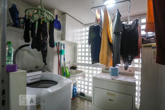 Lavanderia de apartamento à venda com 2 quartos, 80m² em Pinheiros, São Paulo