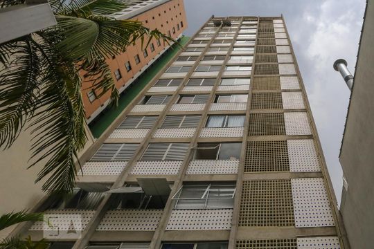 Fachada de apartamento à venda com 2 quartos, 80m² em Pinheiros, São Paulo