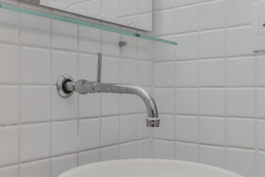 Banheiro de apartamento à venda com 2 quartos, 167m² em Vila Santo Estéfano, São Paulo