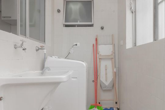 Área de serviço de apartamento à venda com 2 quartos, 167m² em Vila Santo Estéfano, São Paulo