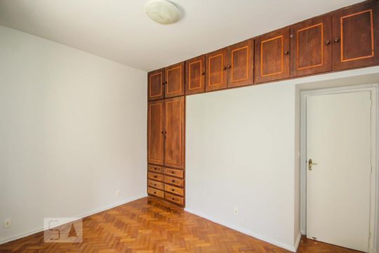 Quarto de apartamento à venda com 1 quarto, 51m² em Copacabana, Rio de Janeiro