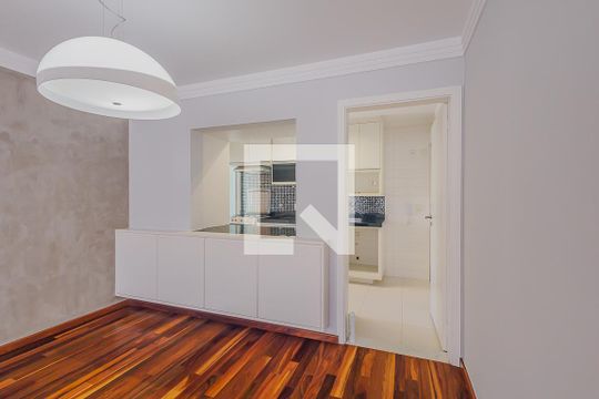 Cozinha de apartamento para alugar com 2 quartos, 100m² em Pinheiros, São Paulo