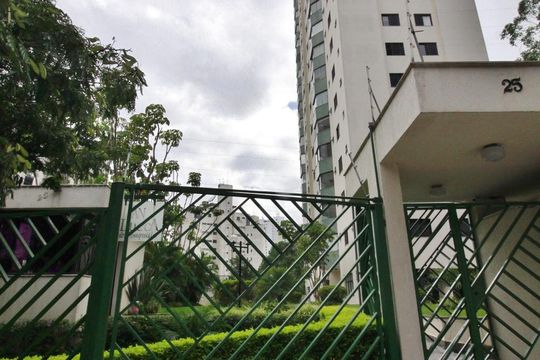 Fachada de apartamento para alugar com 2 quartos, 90m² em Vila Andrade, São Paulo