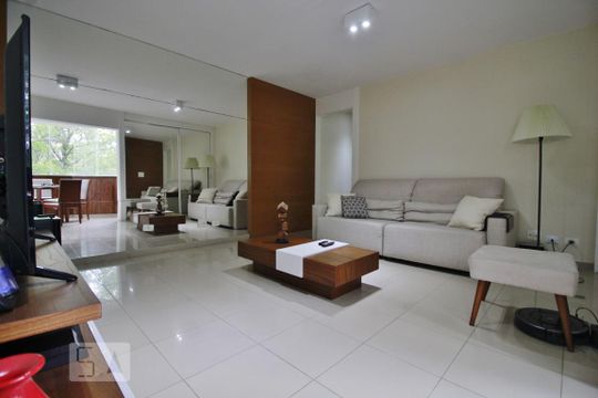 Sala de apartamento para alugar com 2 quartos, 90m² em Vila Andrade, São Paulo
