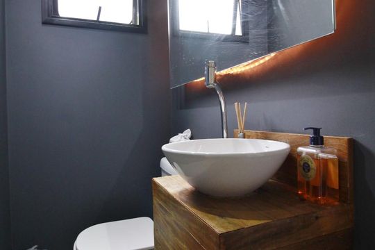 Lavabo de apartamento para alugar com 2 quartos, 90m² em Vila Andrade, São Paulo