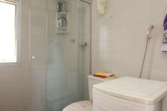 Banheiro da Suíte de apartamento para alugar com 1 quarto, 48m² em Bela Vista, São Paulo