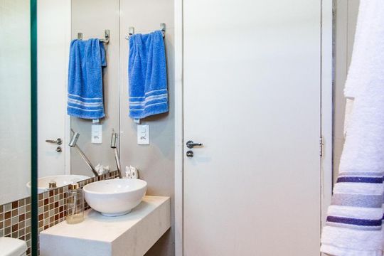 Banheiro Social de apartamento para alugar com 2 quartos, 50m² em São João Batista (venda Nova), Belo Horizonte