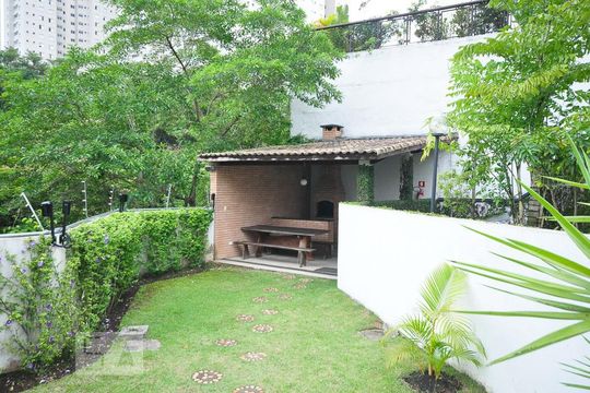 Churrasqueira de apartamento à venda com 1 quarto, 43m² em Vila Suzana, São Paulo
