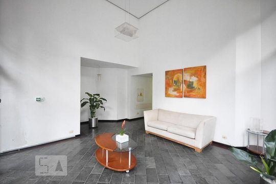 Hall social de apartamento à venda com 1 quarto, 43m² em Vila Suzana, São Paulo