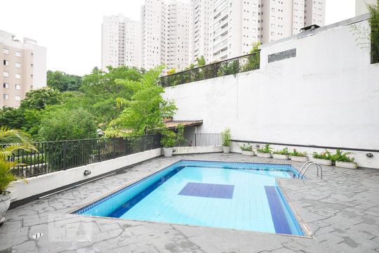 Piscina de apartamento à venda com 1 quarto, 43m² em Vila Suzana, São Paulo