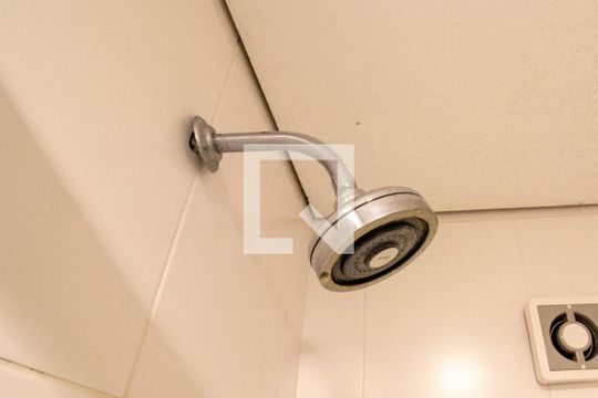 Banheiro de apartamento à venda com 1 quarto, 120m² em Rio Branco, Porto Alegre