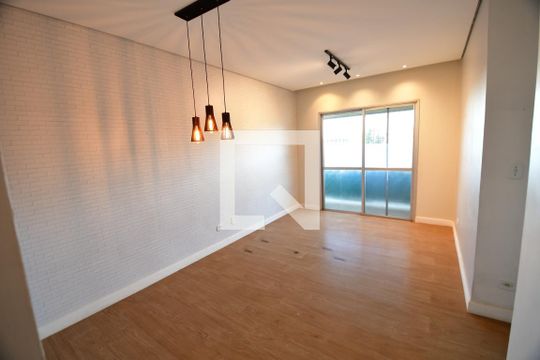 Sala de apartamento à venda com 2 quartos, 60m² em Bonfim, Campinas