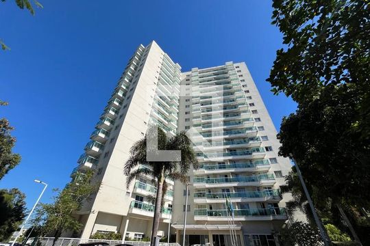 Fachada de apartamento para alugar com 2 quartos, 68m² em Jacarepaguá, Rio de Janeiro