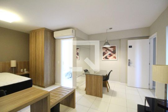 Sala de apartamento para alugar com 2 quartos, 68m² em Jacarepaguá, Rio de Janeiro