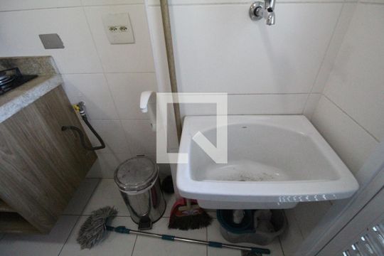 Área de serviço de apartamento para alugar com 2 quartos, 68m² em Jacarepaguá, Rio de Janeiro