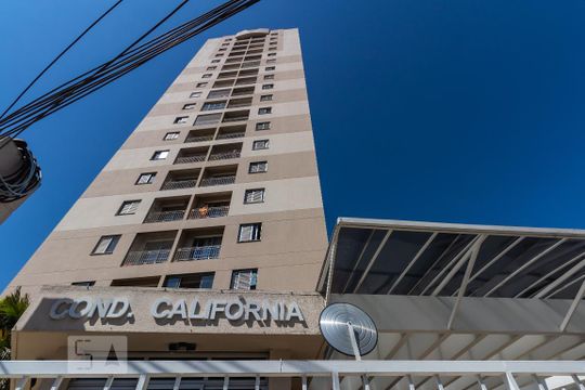 Fachada - Condomínio de apartamento para alugar com 2 quartos, 48m² em Vila Constança, São Paulo