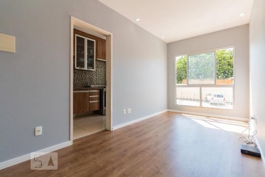 Sala de apartamento para alugar com 2 quartos, 48m² em Vila Constança, São Paulo