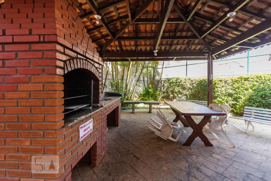 Churrasqueira - Condomínio de apartamento para alugar com 2 quartos, 48m² em Vila Constança, São Paulo