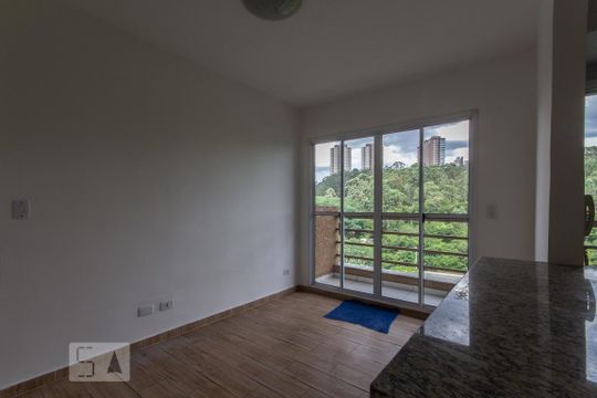 Sala de apartamento para alugar com 2 quartos, 46m² em Jardim Ampliação, São Paulo