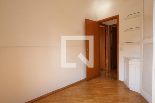 Quarto 1 de apartamento para alugar com 2 quartos, 66m² em Vila Andrade, São Paulo