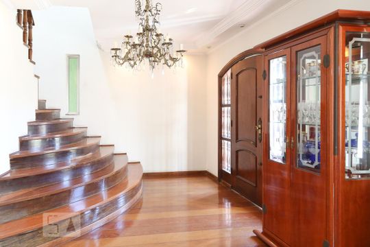 Sala de casa para alugar com 3 quartos, 380m² em Jardim Japão, São Paulo