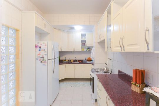 Cozinha de apartamento à venda com 3 quartos, 140m² em Tijuca, Rio de Janeiro