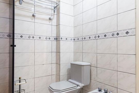 Banheiro social de apartamento à venda com 3 quartos, 80m² em Vila Guarani (z Sul), São Paulo