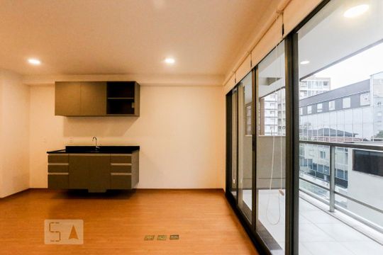 Sala e Cozinha de kitnet/studio para alugar com 1 quarto, 31m² em Pinheiros, São Paulo