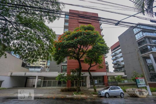 Fachada de kitnet/studio para alugar com 1 quarto, 31m² em Pinheiros, São Paulo