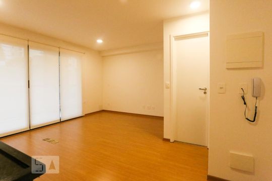 Sala e Cozinha de kitnet/studio para alugar com 1 quarto, 31m² em Pinheiros, São Paulo