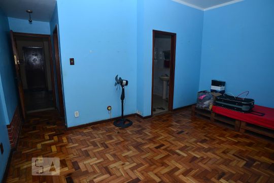 Sala de apartamento para alugar com 1 quarto, 47m² em Centro, Rio de Janeiro