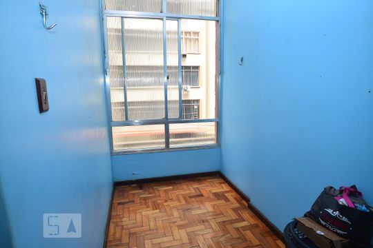 Sala de apartamento para alugar com 1 quarto, 47m² em Centro, Rio de Janeiro