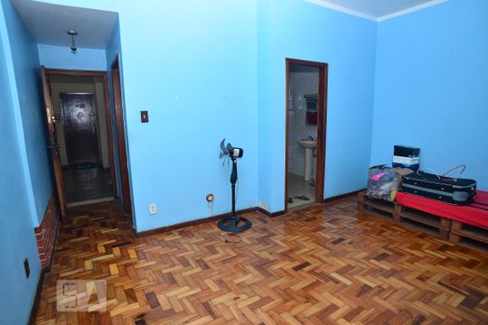 Sala de apartamento para alugar com 1 quarto, 47m² em Centro, Rio de Janeiro