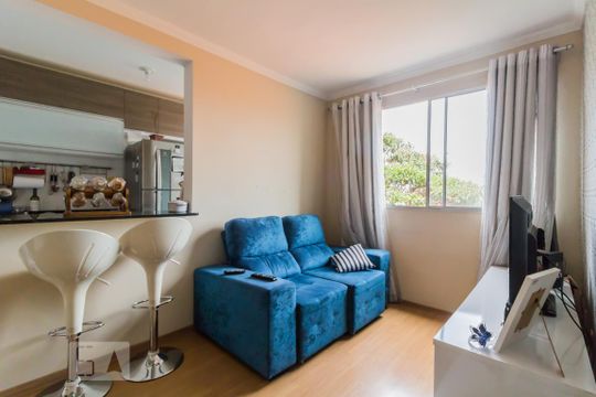 Sala de apartamento à venda com 2 quartos, 47m² em Jardim Adriana, Guarulhos