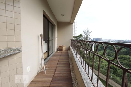 Varanda de apartamento à venda com 4 quartos, 170m² em Jardim Monte Kemel, São Paulo