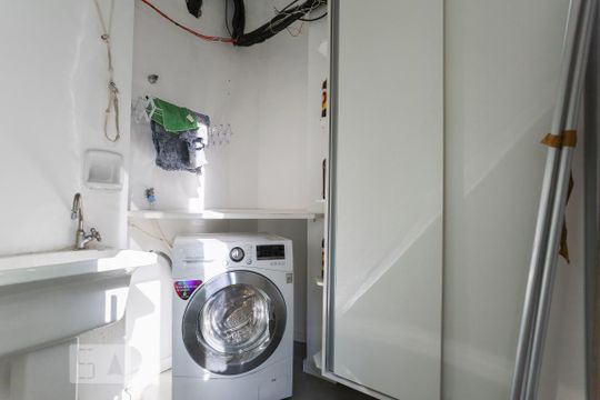 Área de Serviço de apartamento à venda com 2 quartos, 186m² em Santa Cecília, São Paulo