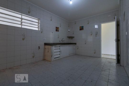 Cozinha de apartamento para alugar com 3 quartos, 110m² em Canindé, São Paulo