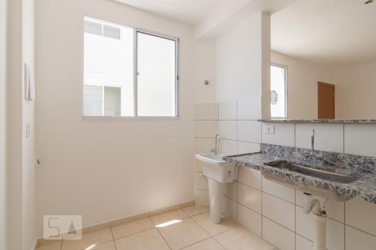 Cozinha e Área de Serviço de apartamento para alugar com 2 quartos, 44m² em Bandeirantes (pampulha), Belo Horizonte