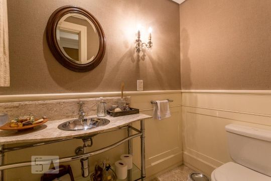Lavabo de casa de condomínio à venda com 4 quartos, 520m² em Três Figueiras, Porto Alegre