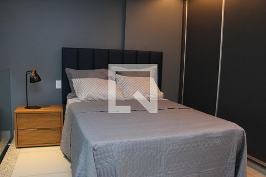 Suite de apartamento para alugar com 1 quarto, 79m² em Setor Oeste, Goiânia
